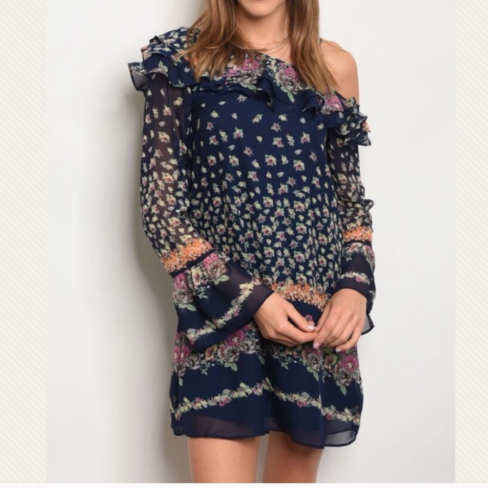 Floral boho bell sleeve dress